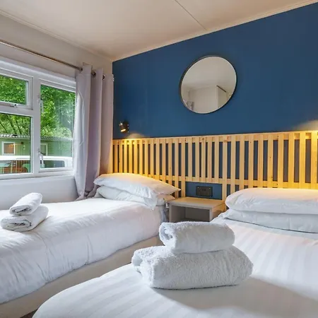 Three Trees - Hot Tub & Dog-friendly - White Cross Bay * Windermere